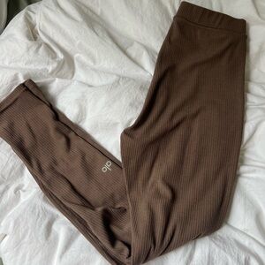Alo Yoga leggings